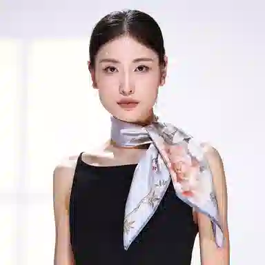 一米画纱 丝绸质感花卉图案国风印花真丝方巾踏青郊游装饰领巾拍照搭配 桑蚕丝 丝巾 女款