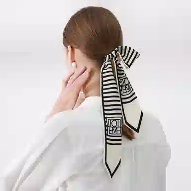 一米画纱 学院风简约百搭多功能尖角斜纹绸领巾小长条发带绑包包装饰 桑蚕丝 丝巾 女款