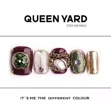 QUEENYARD