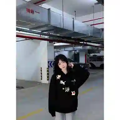 Duoyi Hoodie Cat Logo