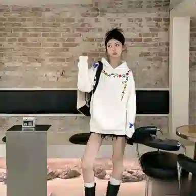 Duoyi 90% White Duck Down Hoodie