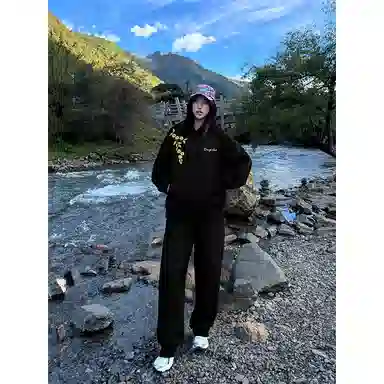 Duoyi Paper-Cut Floral Hoodie