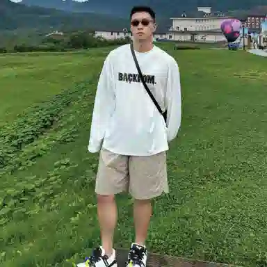 TLogo