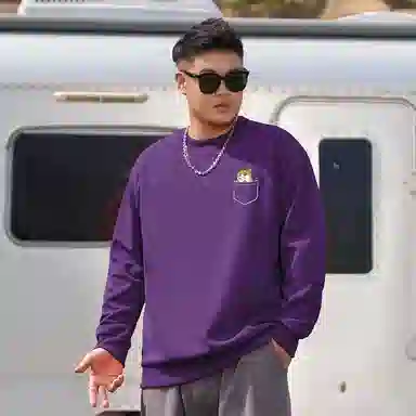 乔拉格 大码男装 卡通趣味口袋狗印花 圆领套头卫衣 男女同款