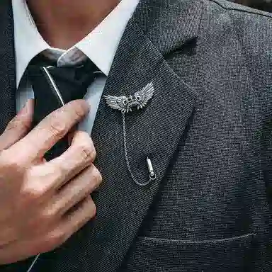 MYSH Soaring Crown Badge