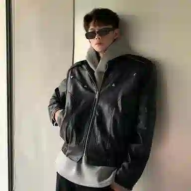 PVPVPV cleanfitbomber