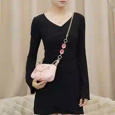 GUYI Disney COACHnolita19