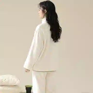 莫代尔 珊瑚绒秋冬季加厚保暖法兰绒简约纯色家居服冬天舒适柔软睡衣套装 女款