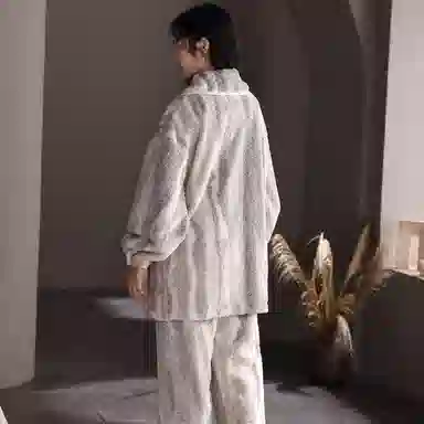 莫代尔 法兰绒冬季加绒加厚珊瑚绒蓄热保暖家居服可外穿舒适睡衣套装 女款