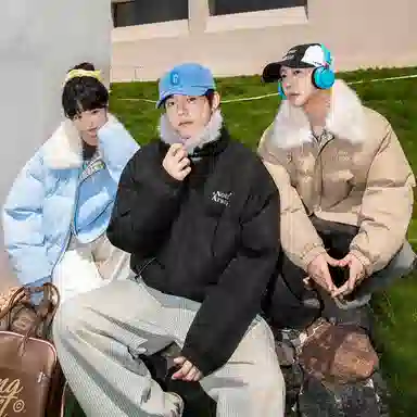 No Tears logocleanfit