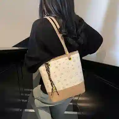 OTA PU Tote