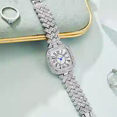 Katie Ermilio Quartz Watch Silver Dial 29mm