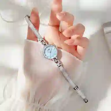 GEDI Milanese Diamond Quartz Watch