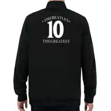 adidas ESSENTIALS SharkShock 10