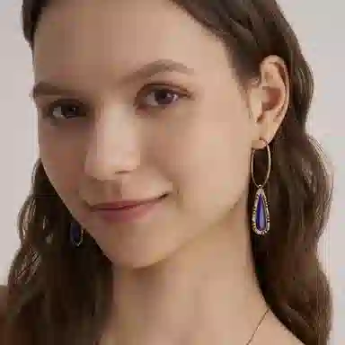 SATELLITE CLAUDIA