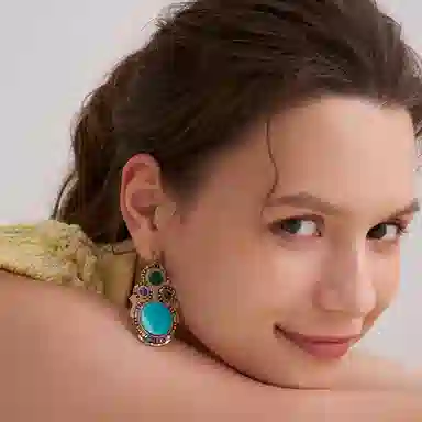 SATELLITE CLAUDIA