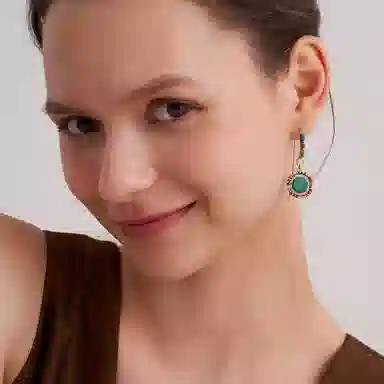 SATELLITE CLAUDIA