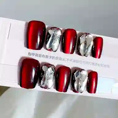 计轩 高级感 纯手工  穿戴甲 短梯红色跳色 镶钻