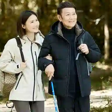 雅鹿 加厚休闲连帽羽绒服 男款