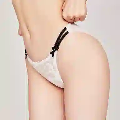 MISS CURIOSITY X Lily