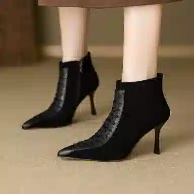 JIUXINGDAO Cross-Tie Ankle Boots