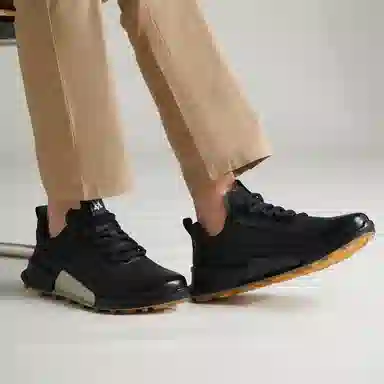 AQUASCUTUM