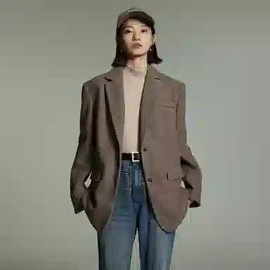 初语 加厚呢子通勤风垫肩毛呢西装大衣外套 女款 浅咖色