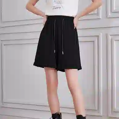 初语 纯色垂感宽松百搭休闲短裤 女款