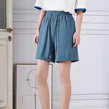 初语 纯色垂感宽松百搭休闲短裤 女款