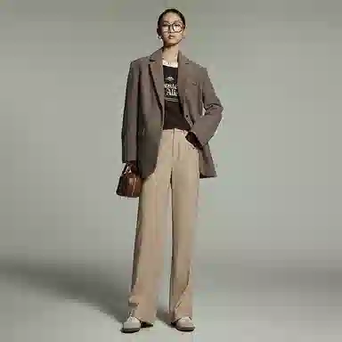 初语 加厚呢子通勤风垫肩毛呢西装大衣外套 女款 浅咖色