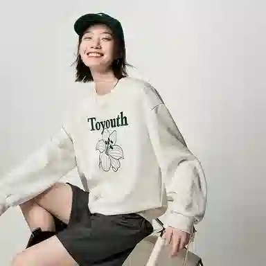 初语 慵懒风刺绣百合花套头圆领无帽卫衣 女款