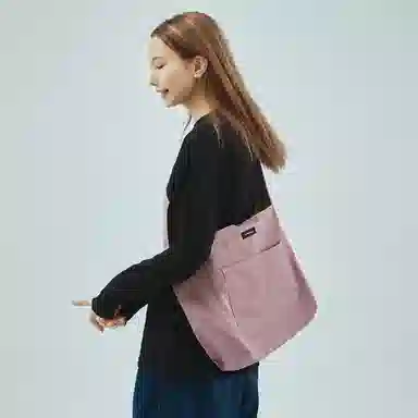 the MAD HATcher Stereo Series Crossbody Bag