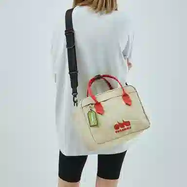 MAD HATcher Le Wu Series Vintage Y2K Crossbody Bag Medium