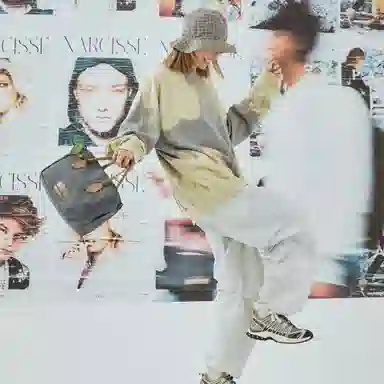 MAD HATcher Le Wu Series Vintage Y2K Crossbody Bag Medium