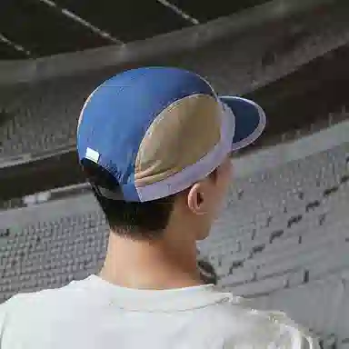 the MAD HATcher Lightweight Colorblock Cap