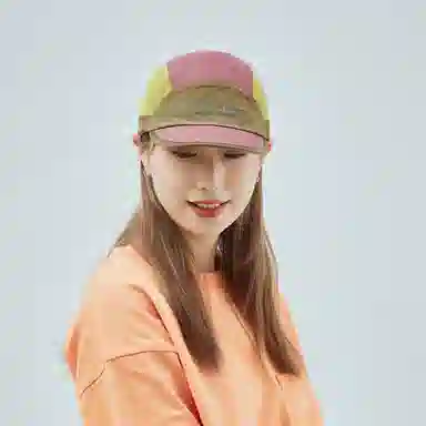 the MAD HATcher Lightweight Colorblock Cap