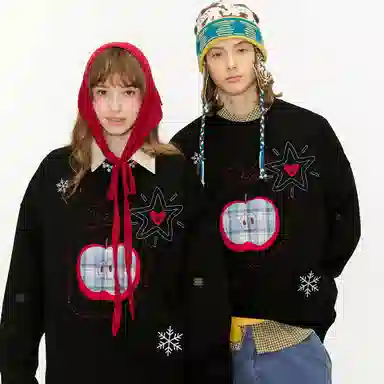 Guuka Christmas Apple Embroidered Sweatshirt