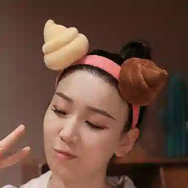 嗷嗷熊 创意搞怪便便发箍 可爱治愈 玩偶周边