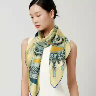 丝界 高级时尚素绉缎真丝百搭 桑蚕丝 丝巾 女款