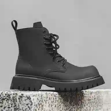 Martin Boots Classic Black