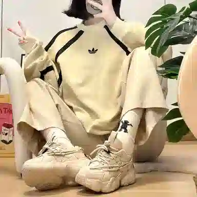 Beau Today Retro Dad Sneakers Space Grey