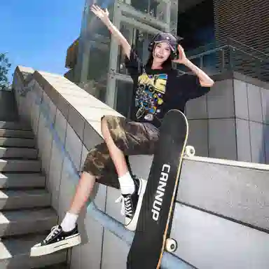 Beau Today Street Artist 3.3cm