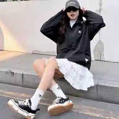 Beau Today Low Top Casual Sneakers Red