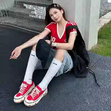 Beau Today Low Top Casual Sneakers Red