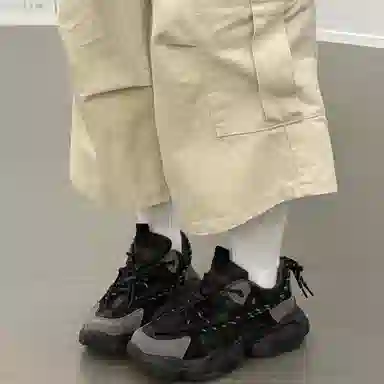 Beau Today Retro Dad Sneakers Space Grey