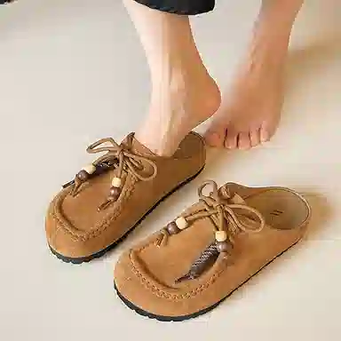 GOSO Kangaroo Leather Platform Slides