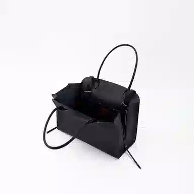 GROTTO Tote