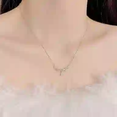 S925