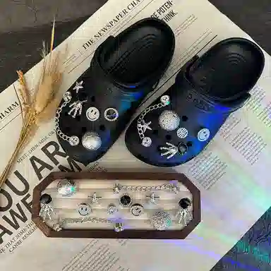 crocs DIY