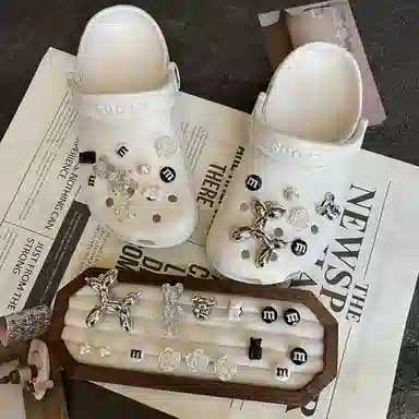 crocs DIY